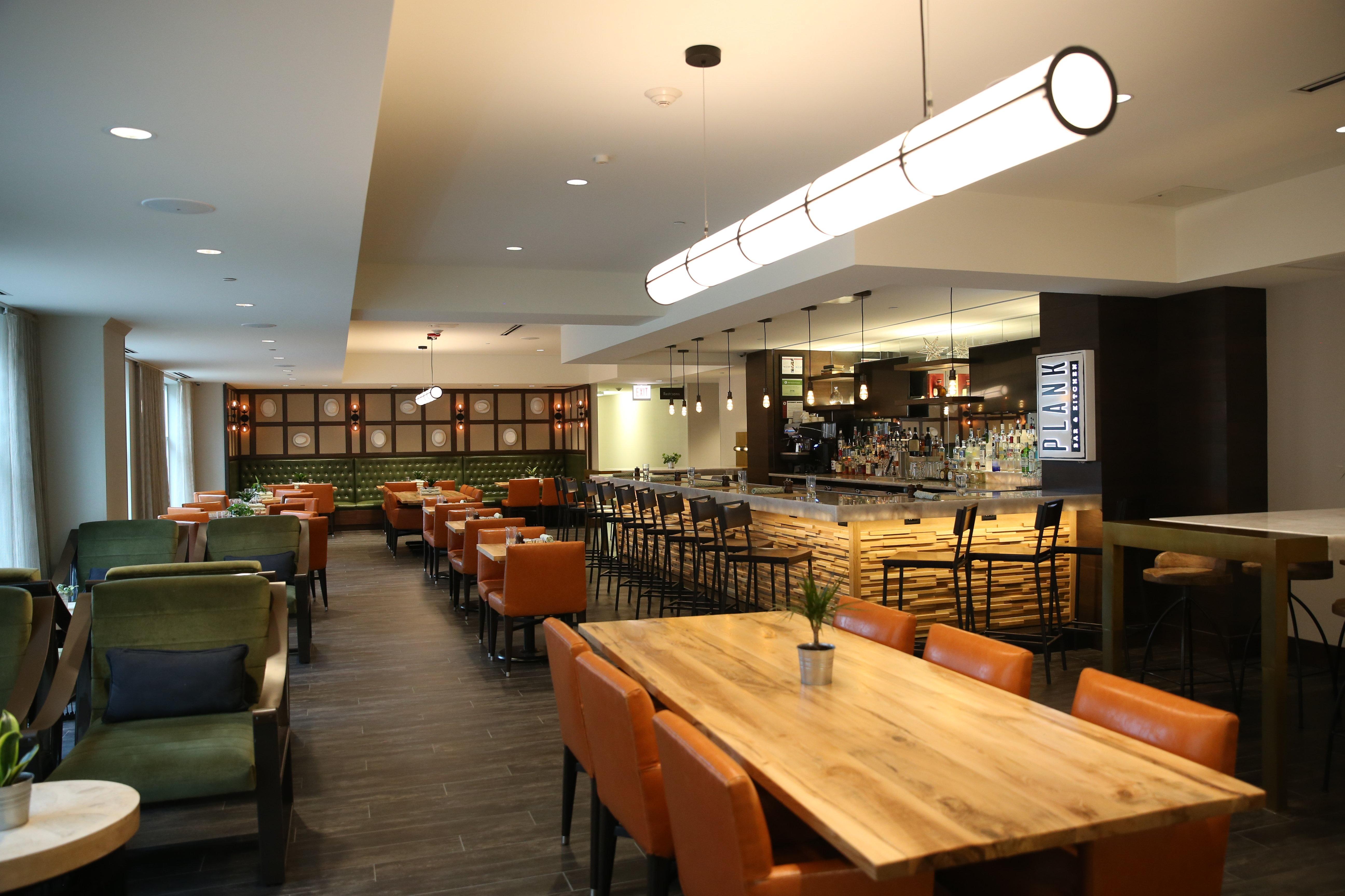 Hotel Indigo Naperville Riverwalk By Ihg Экстерьер фото