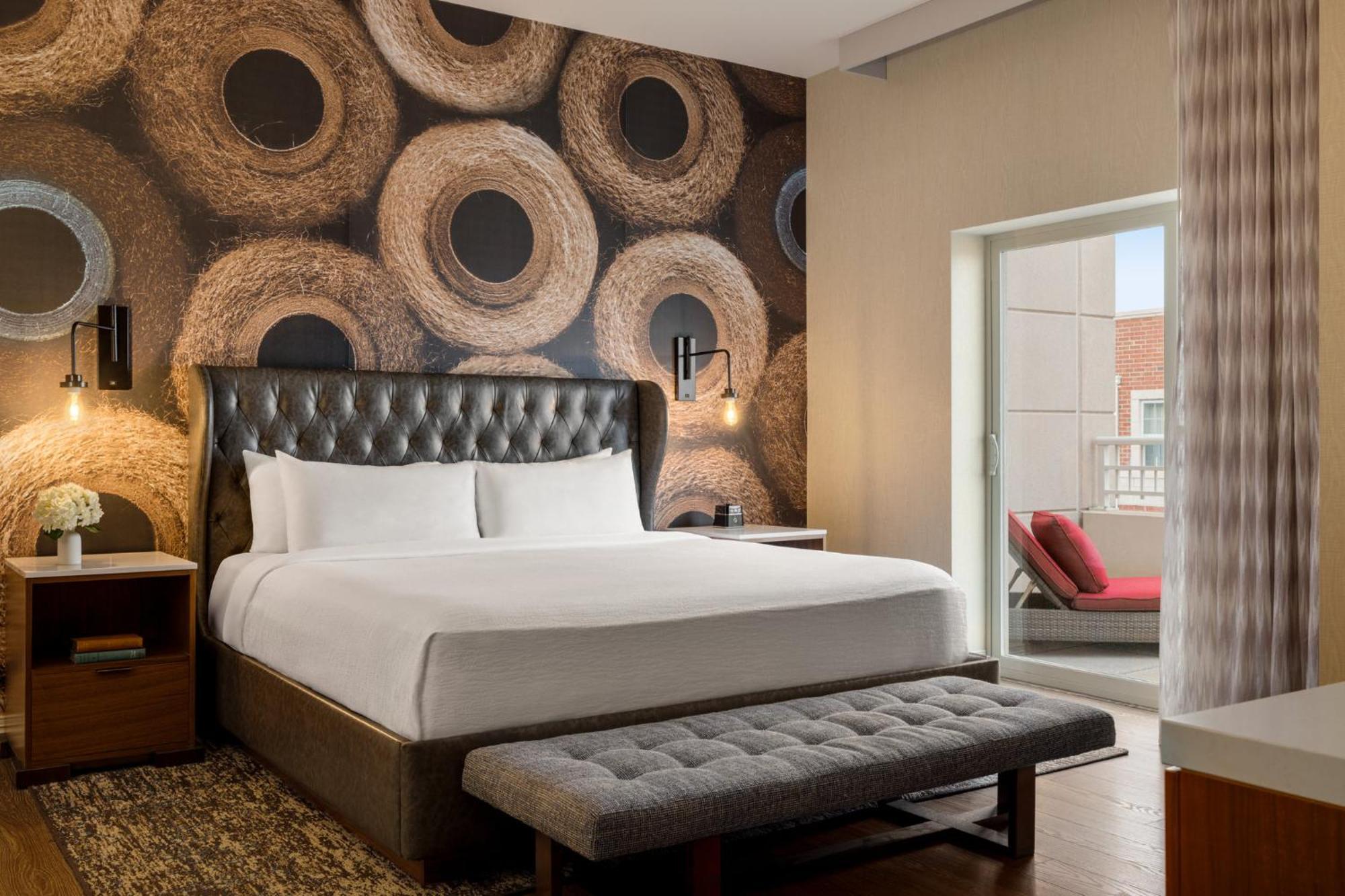 Hotel Indigo Naperville Riverwalk By Ihg Экстерьер фото