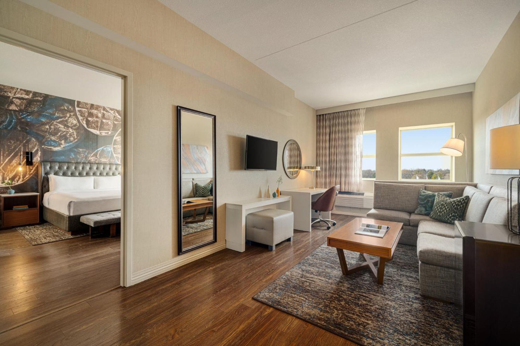 Hotel Indigo Naperville Riverwalk By Ihg Экстерьер фото